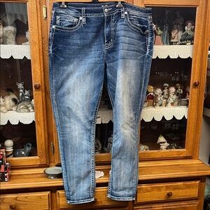 Miss Me women’s Distressed Blue Jeans